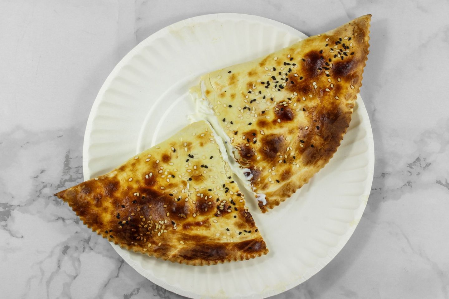 فطيرة لبنة وعسل