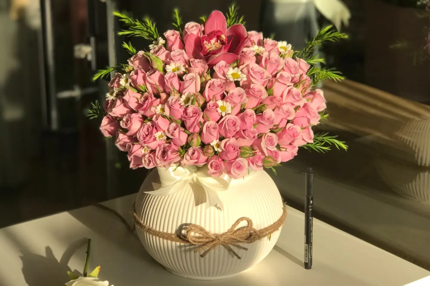 فازة ورد طبيعي /٤٥أ