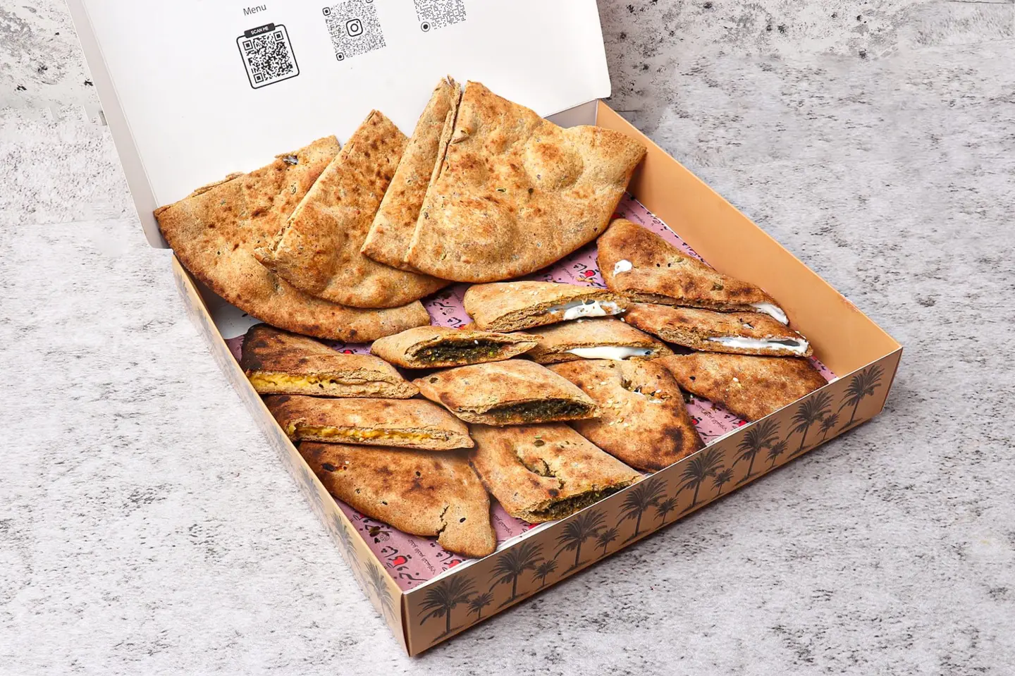 Friday Box Sayel Mozzarella Cheese Labneh With Thyme Thyme And Cheese With Sesame