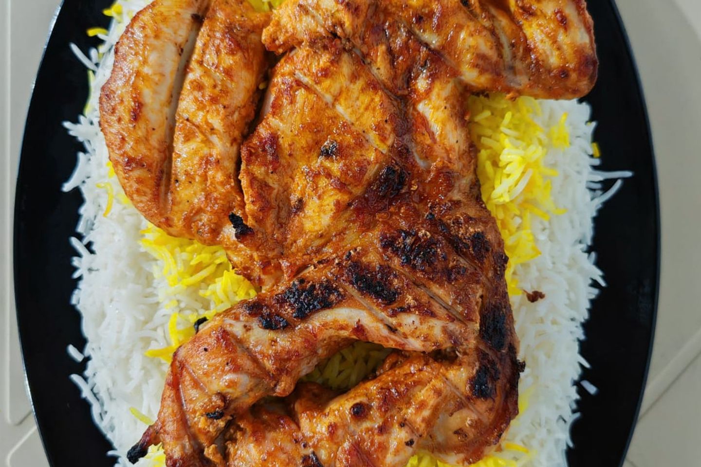 حبة على الفحم مع الارز