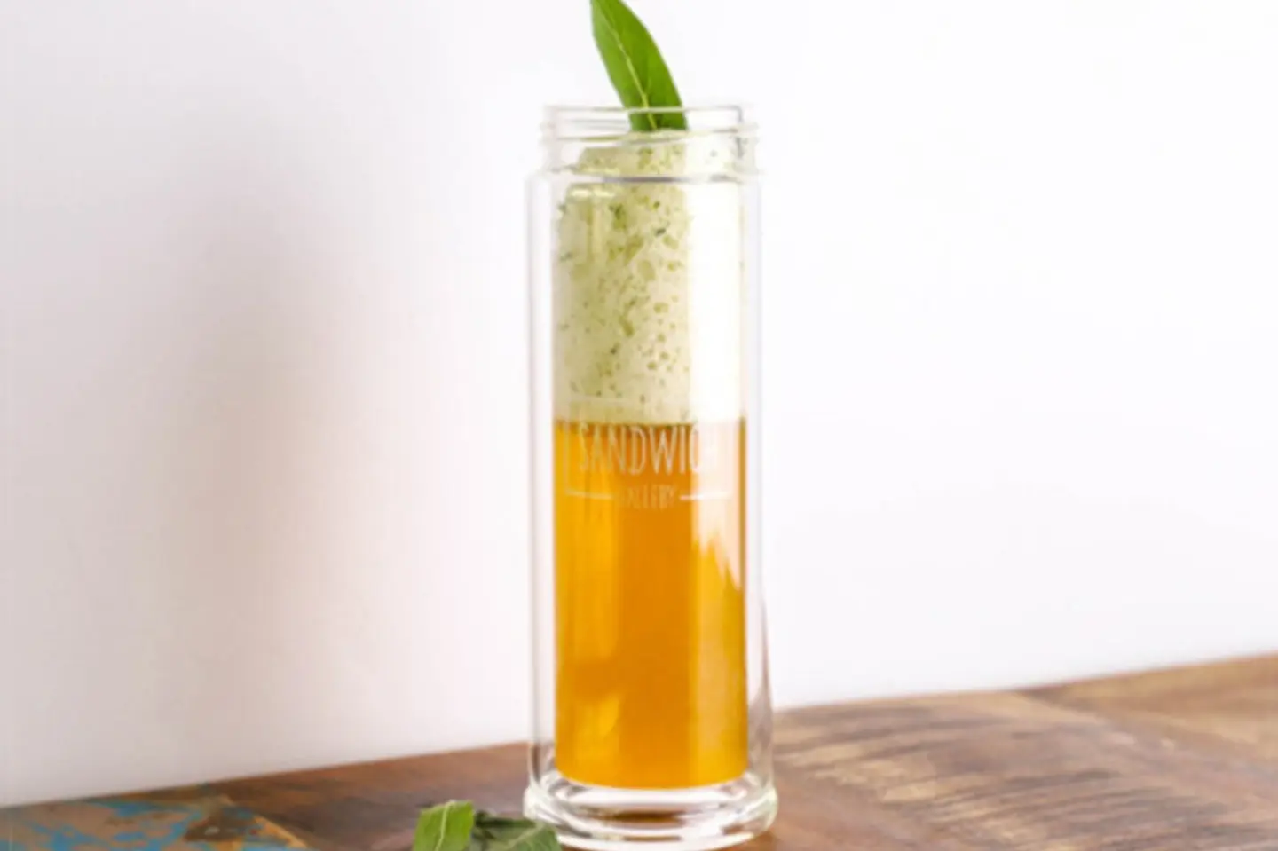 Iced Red Tea With Habaq Mint