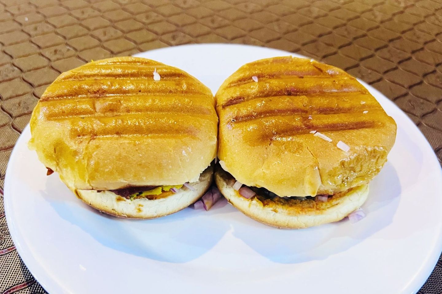 Vada Pav 2pieces