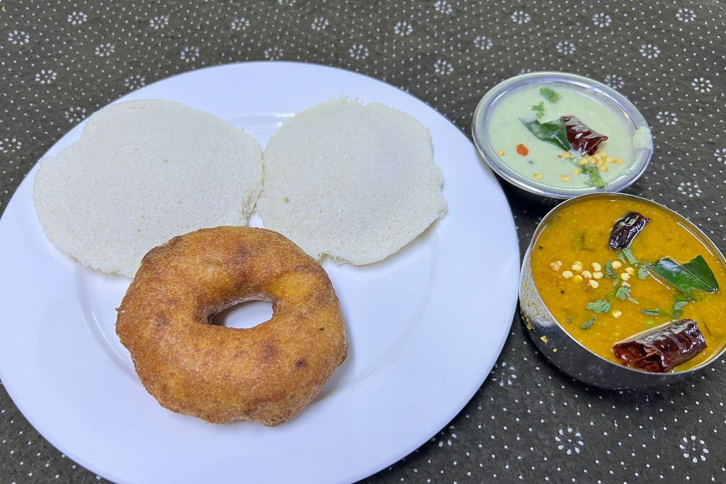 Idly Vada Sambar
