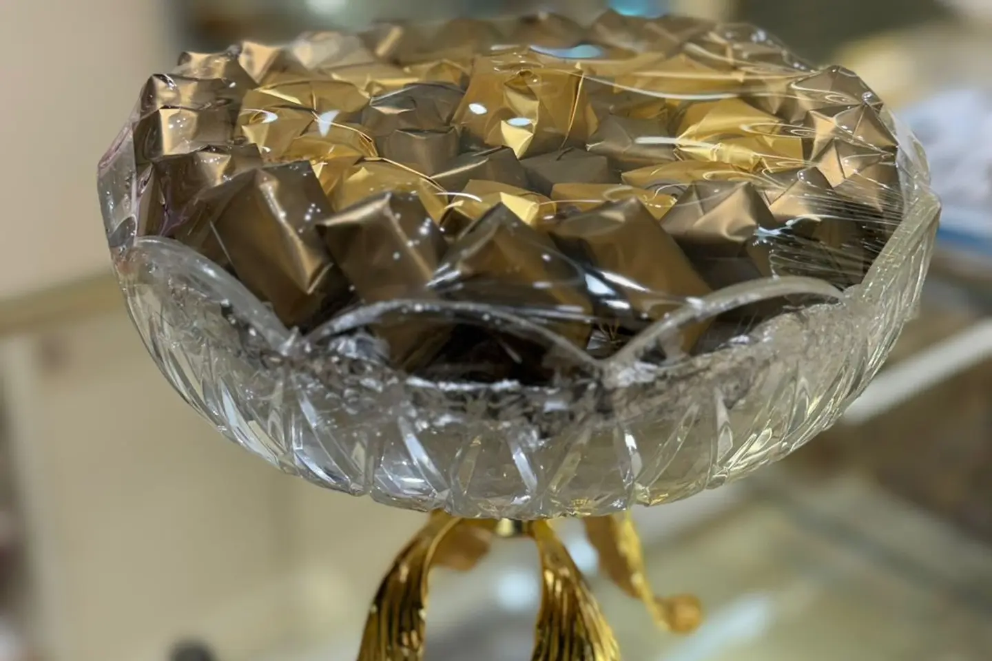 شوكولاتة بلجيكية مغلّفة فاخرة في وعاء زجاجي