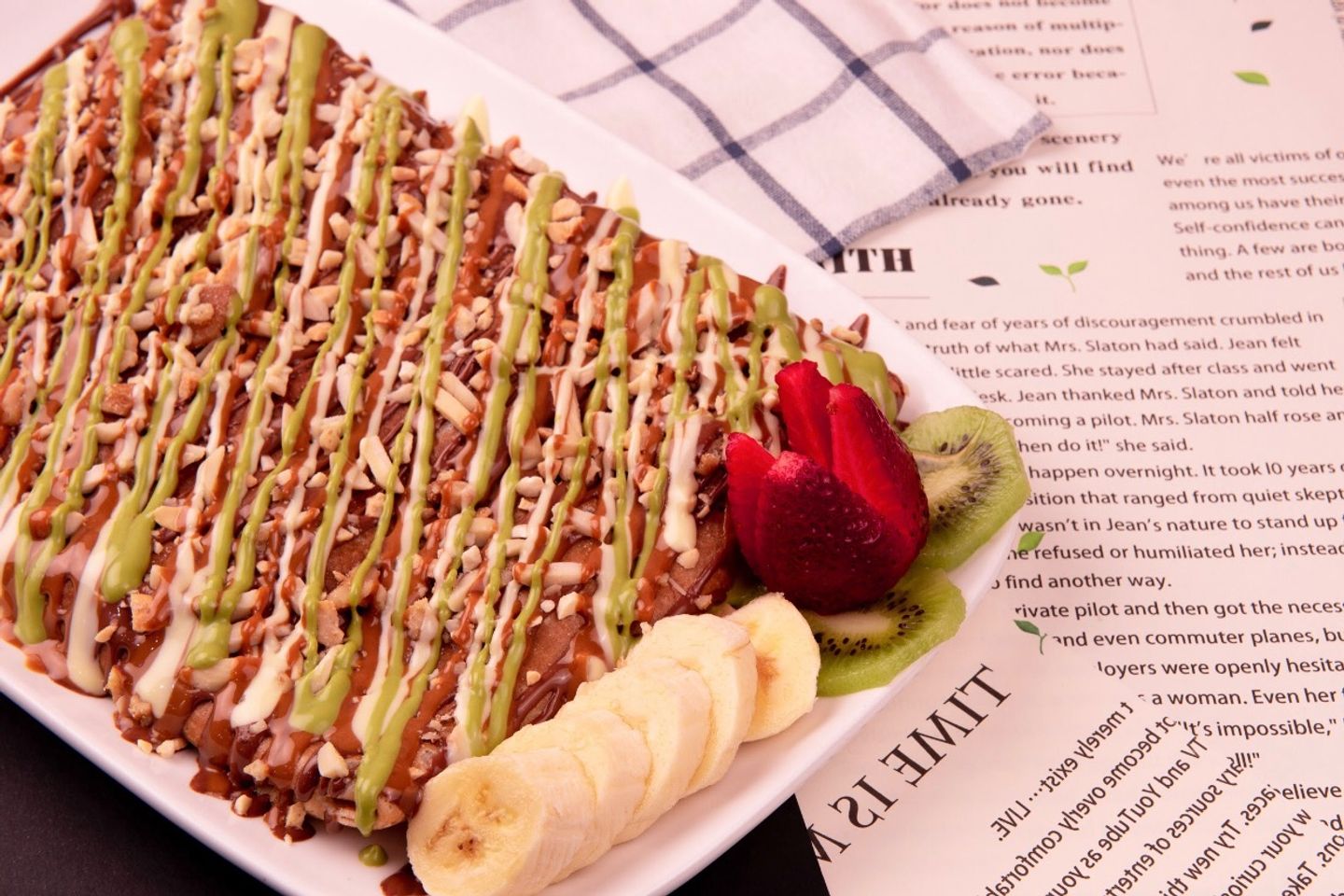 Eimlaq Crepe