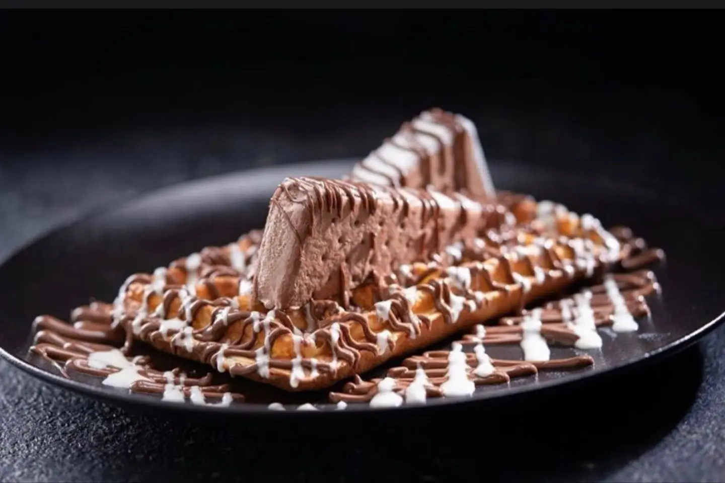 وافل آيسكريم ساندوتش