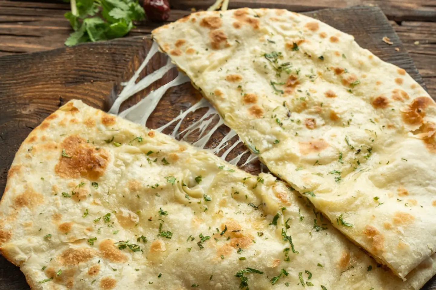 نان محشي بطاطس