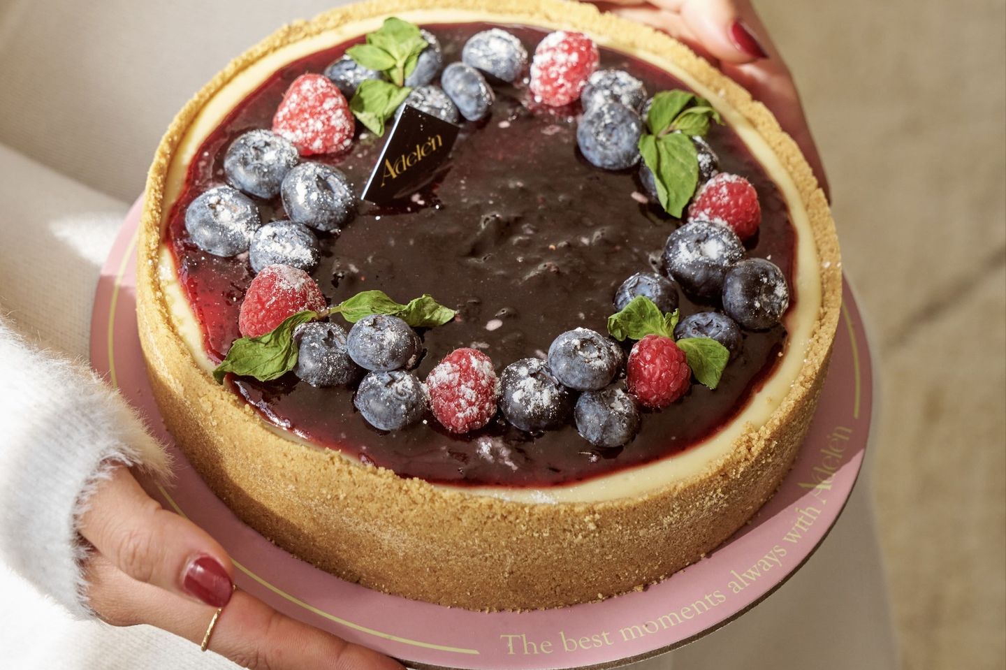 Mix Berry Cheesecake   Whole Cake