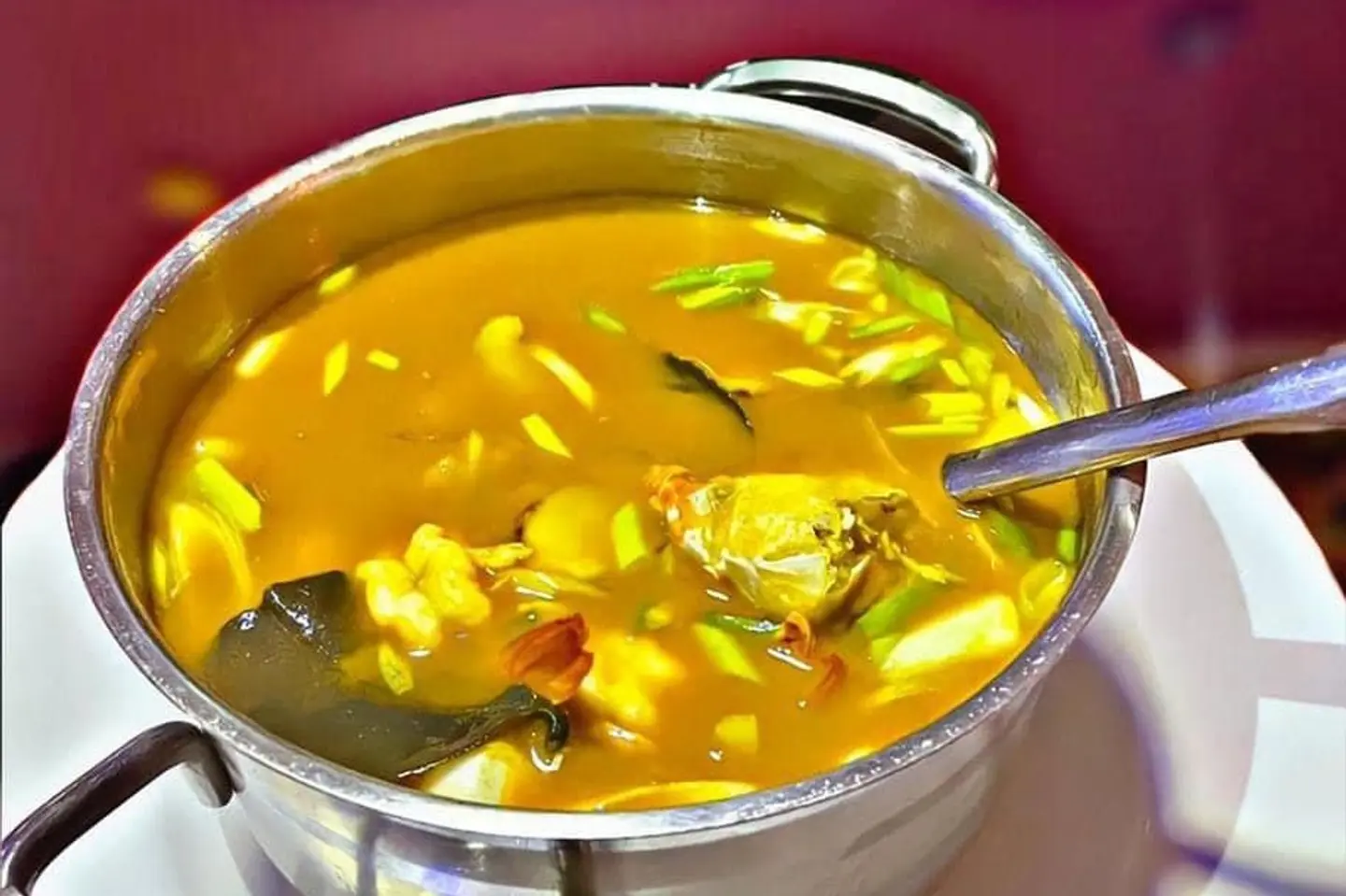 حساء توم يوم