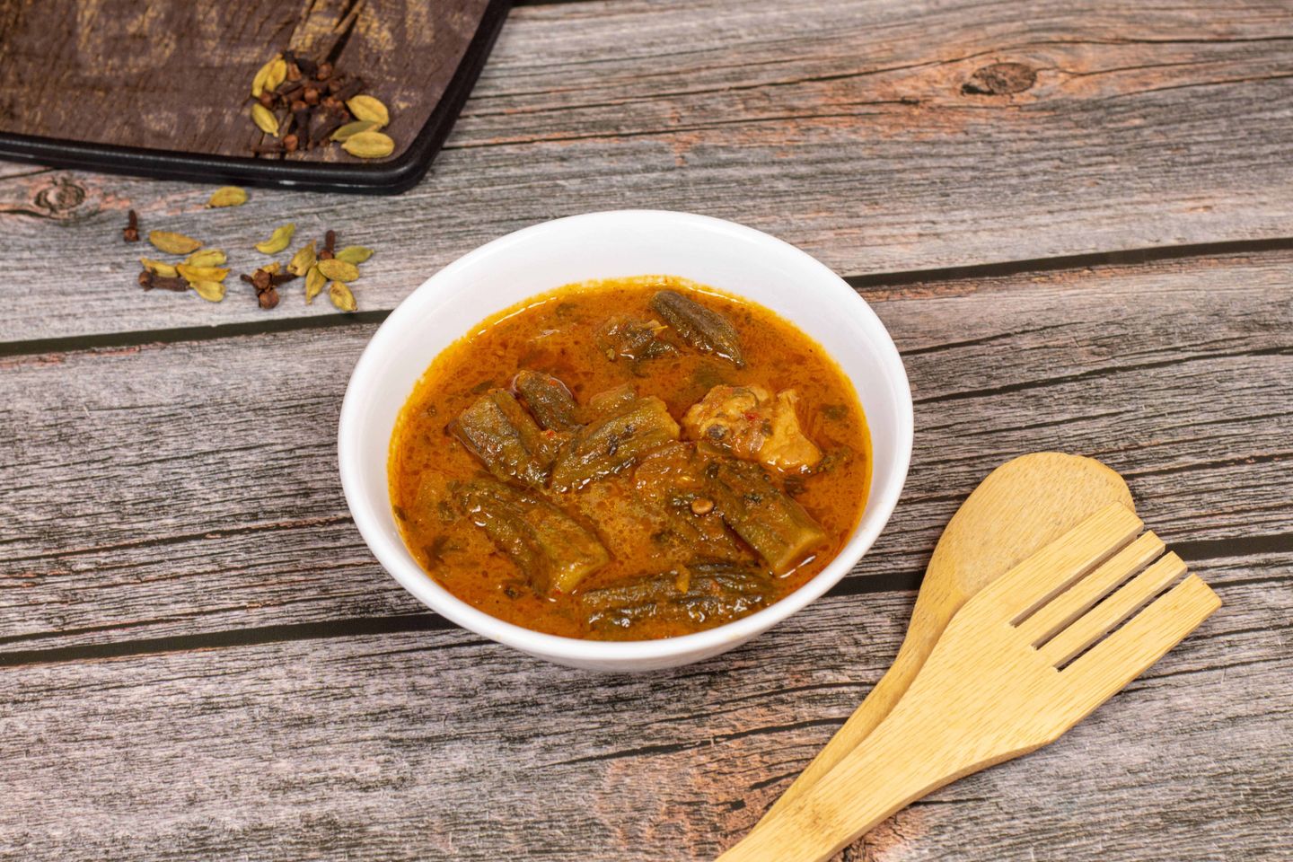 بامية بالدجاج