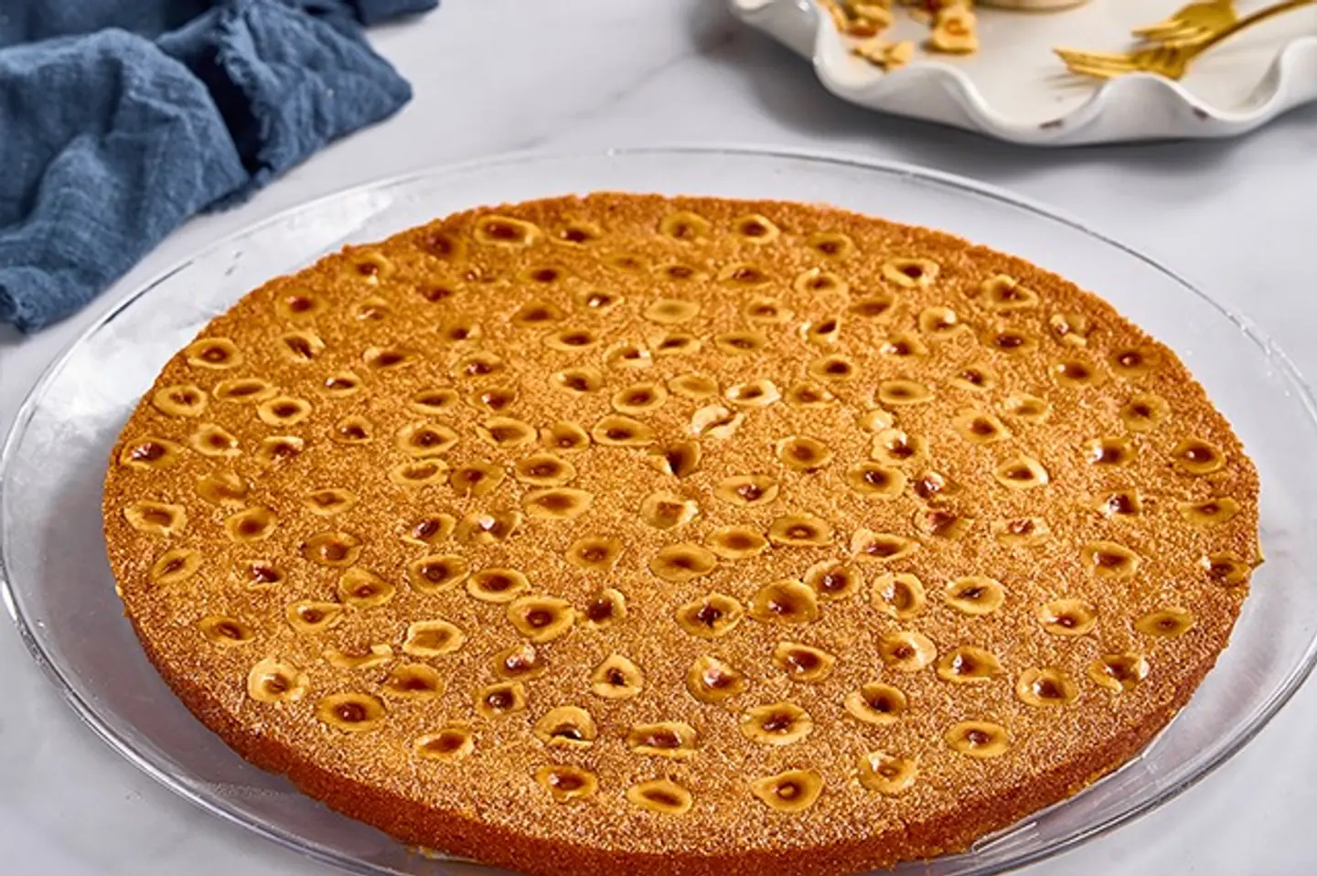 Hazelnut Basbousa   Medium Plate