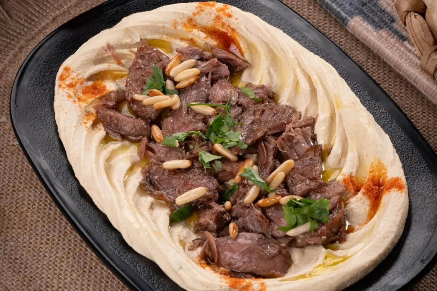 Hummus With Beef