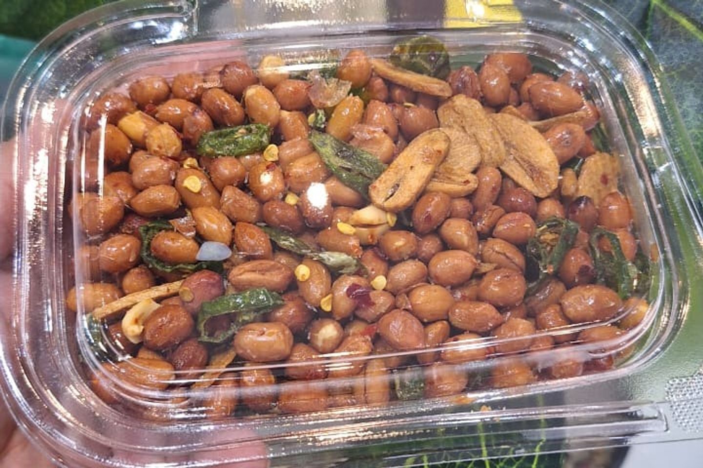 الفول السوداني حار