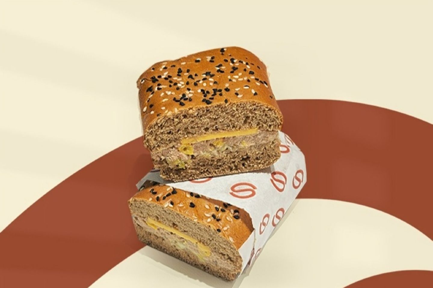 ساندوتش تونة