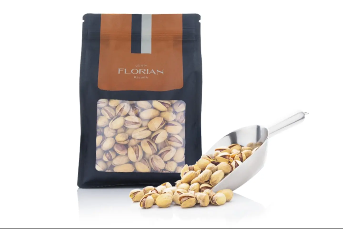 Pistachio Round Big Roasted And Half Salted - Kilo