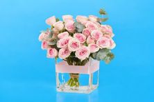 Mothers Warmth Vase 0216