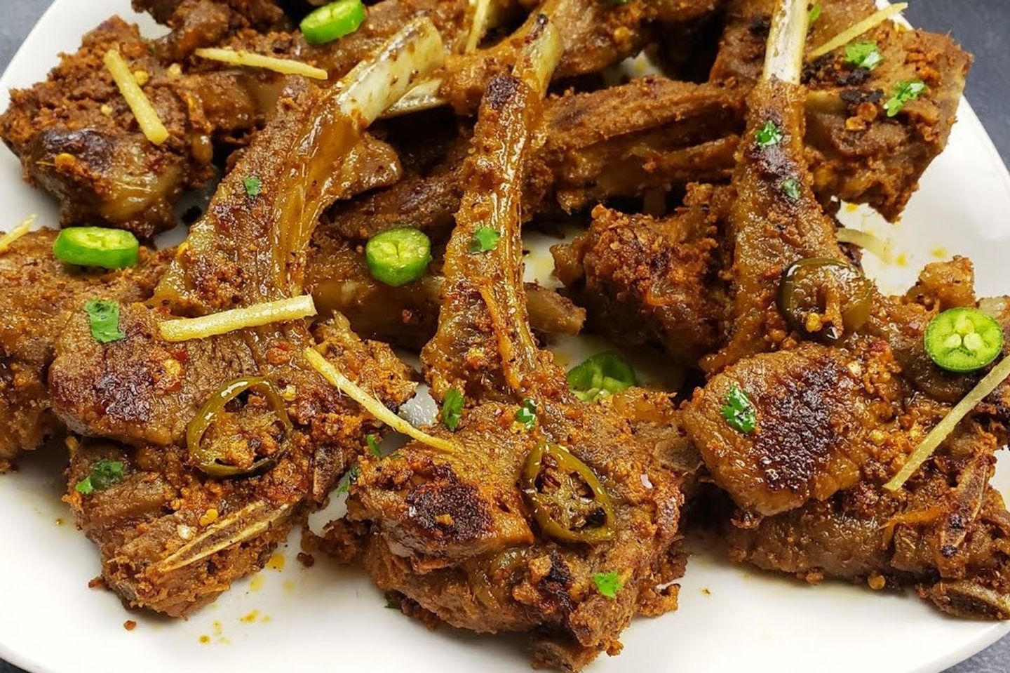 قطع لحم الضأن