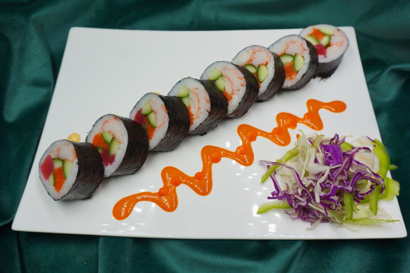 Uramaki   Rainbow Maki 8pcs