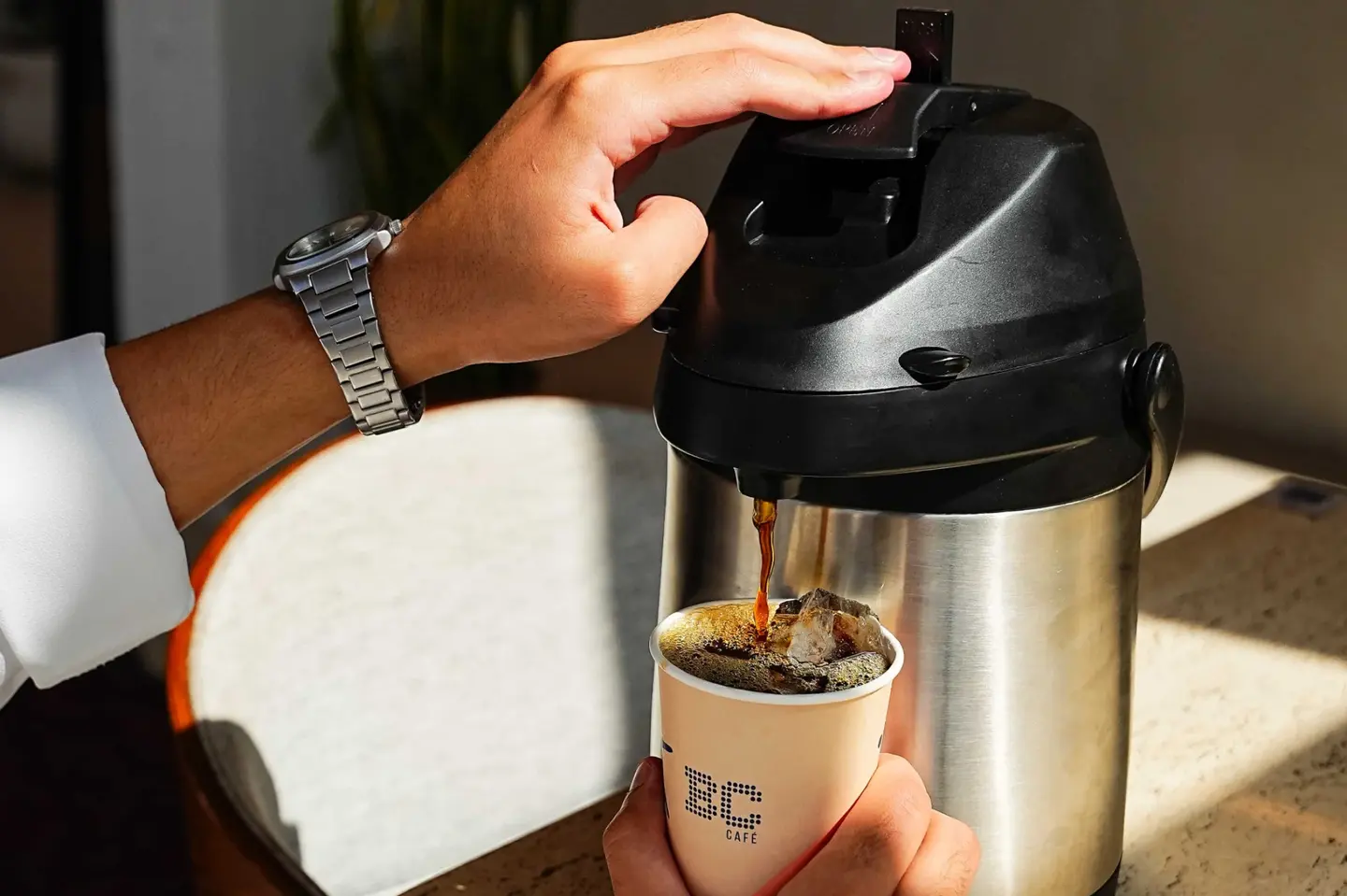 قهوة اليوم بارد