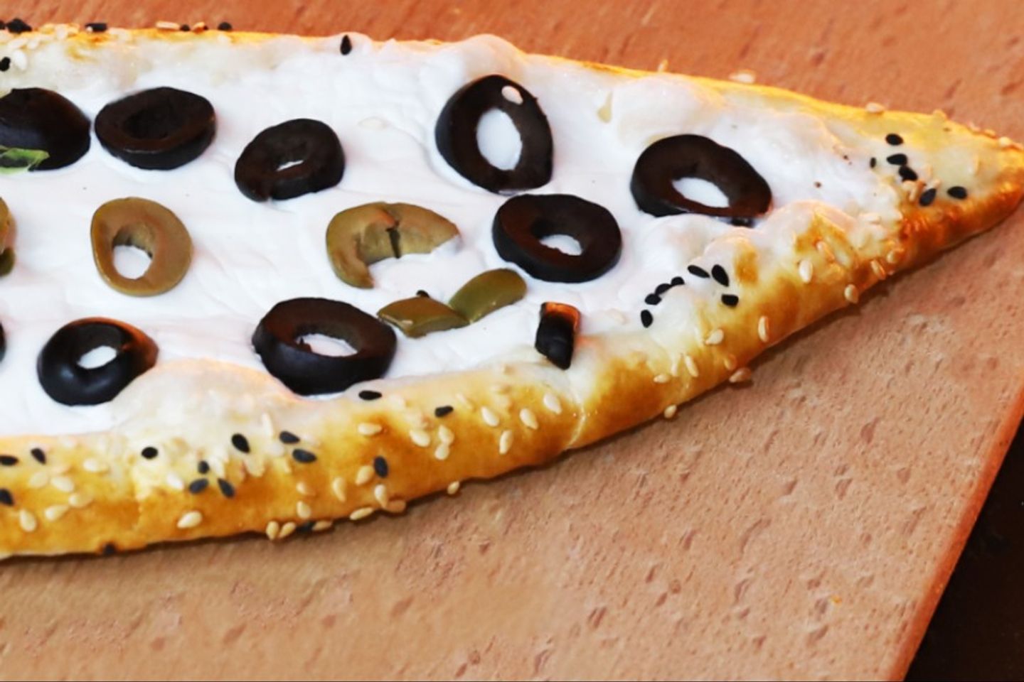 جبن وزيتون