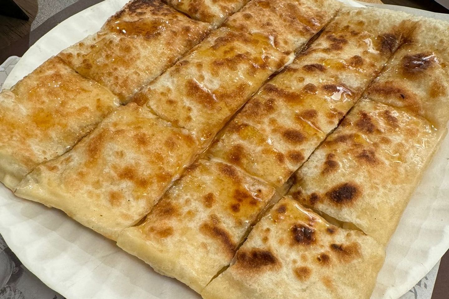 مطبق قشطة بالعسل