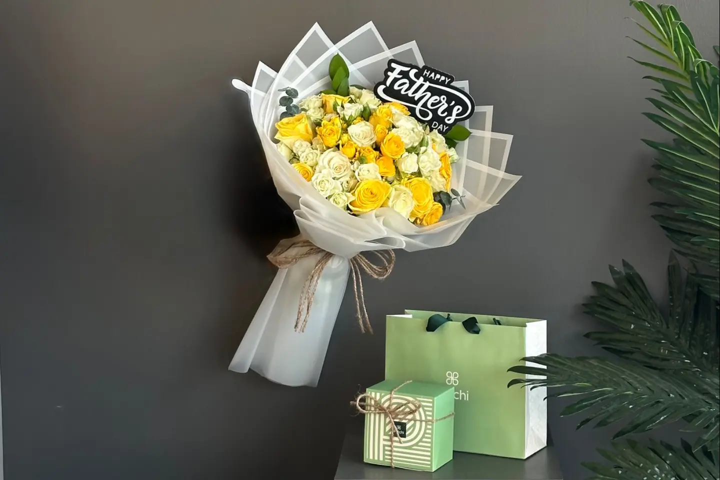 Fathers Day Package Bouquet And Chocolates