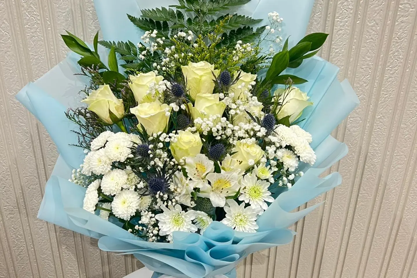 الروز الابيض والكريز