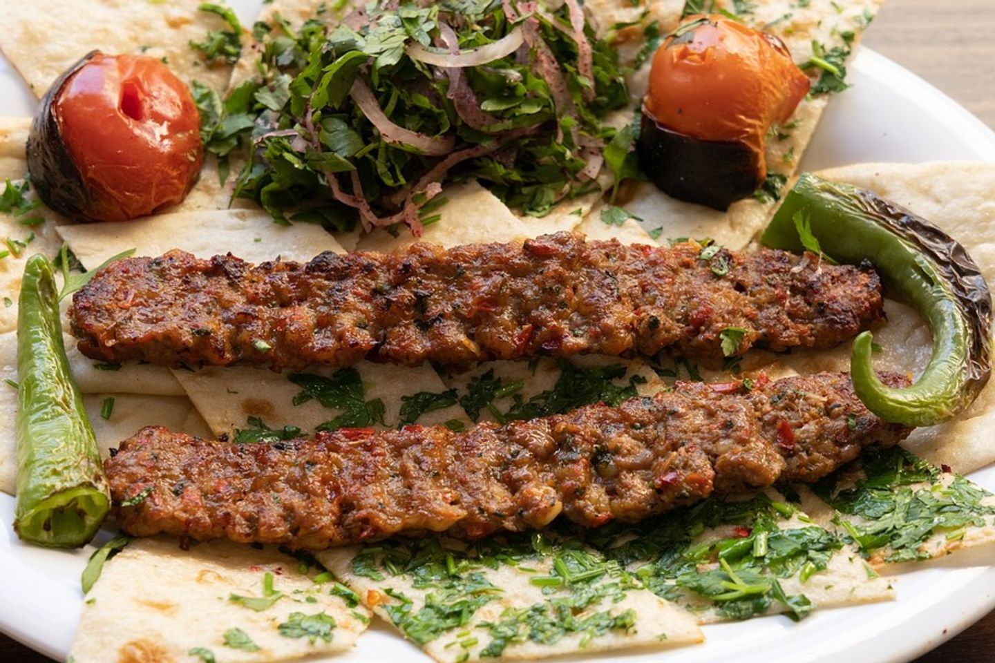ساندويش كباب لحم