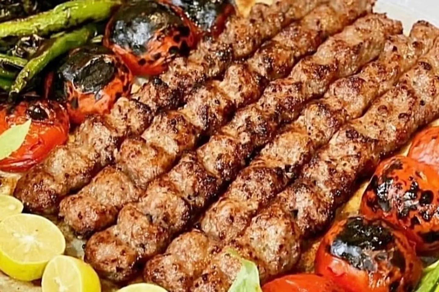 كيلو كباب لحم ١٢ سيخ