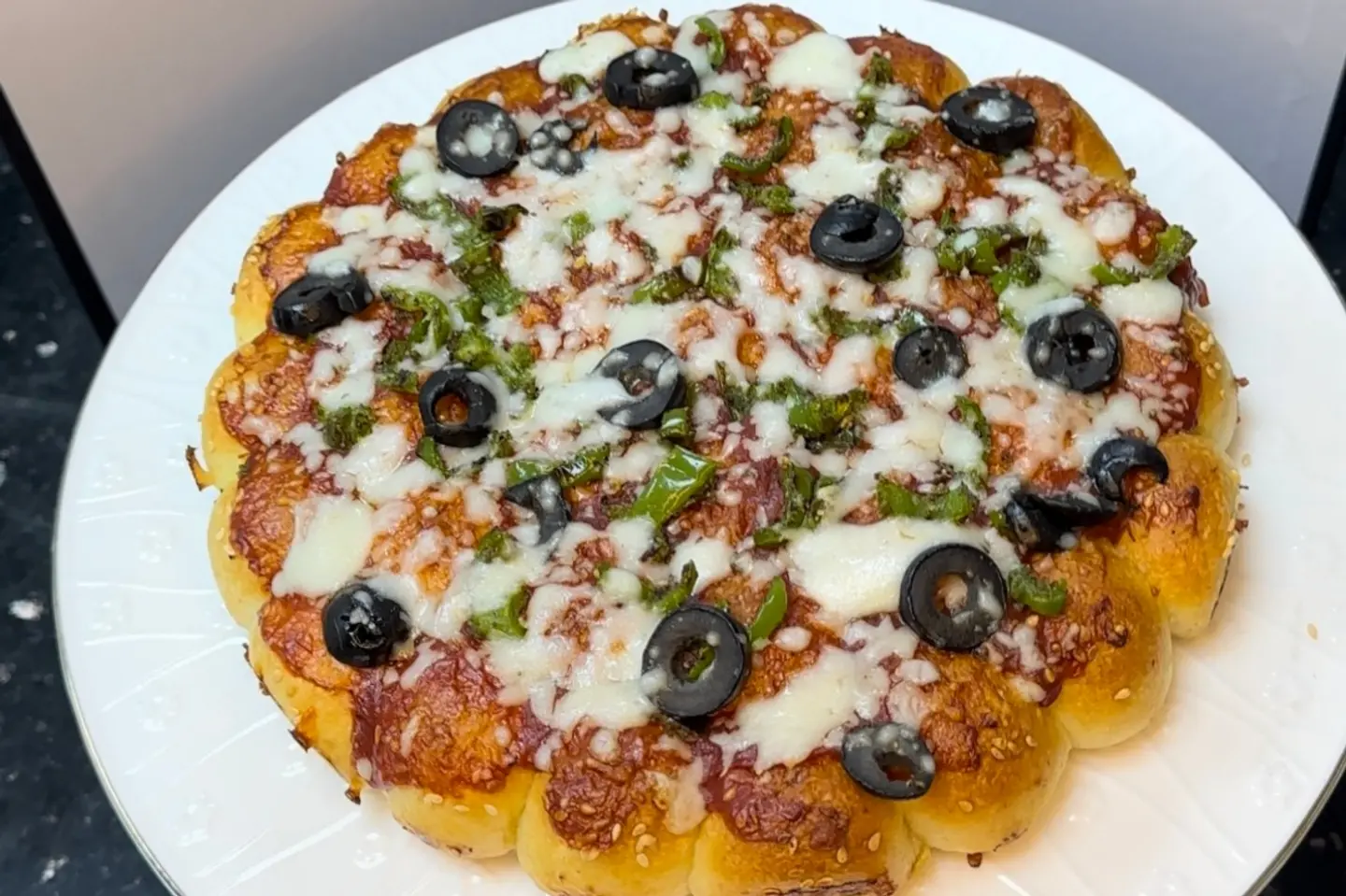 Khaliah Pizza Signature