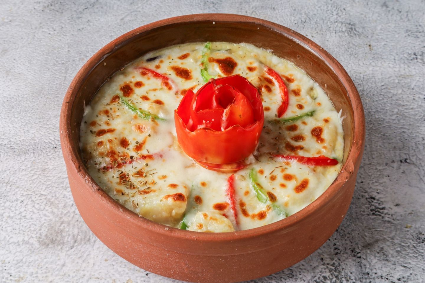 طاجن مكرونة بشاميل