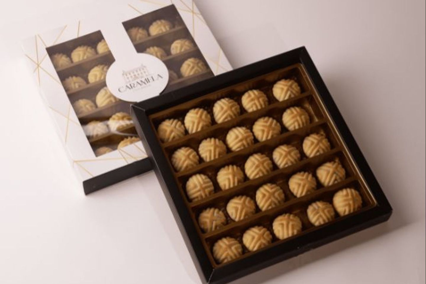 Maamoul Date's Box