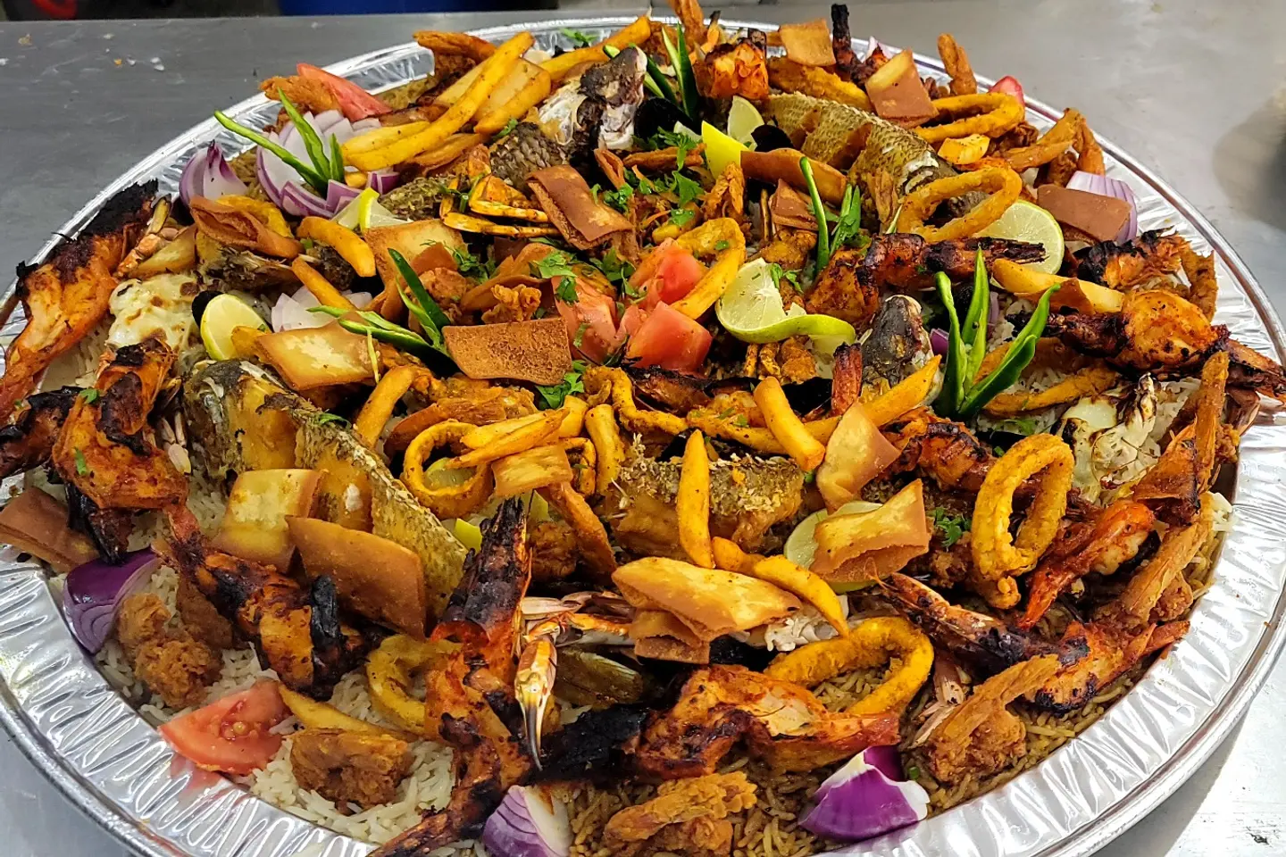 صحن بحر الليث في اي بي 7 إلى 9 أفراد