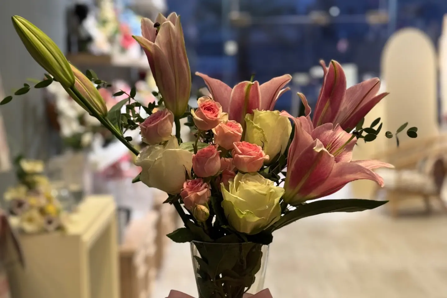 Natural Rose Vase