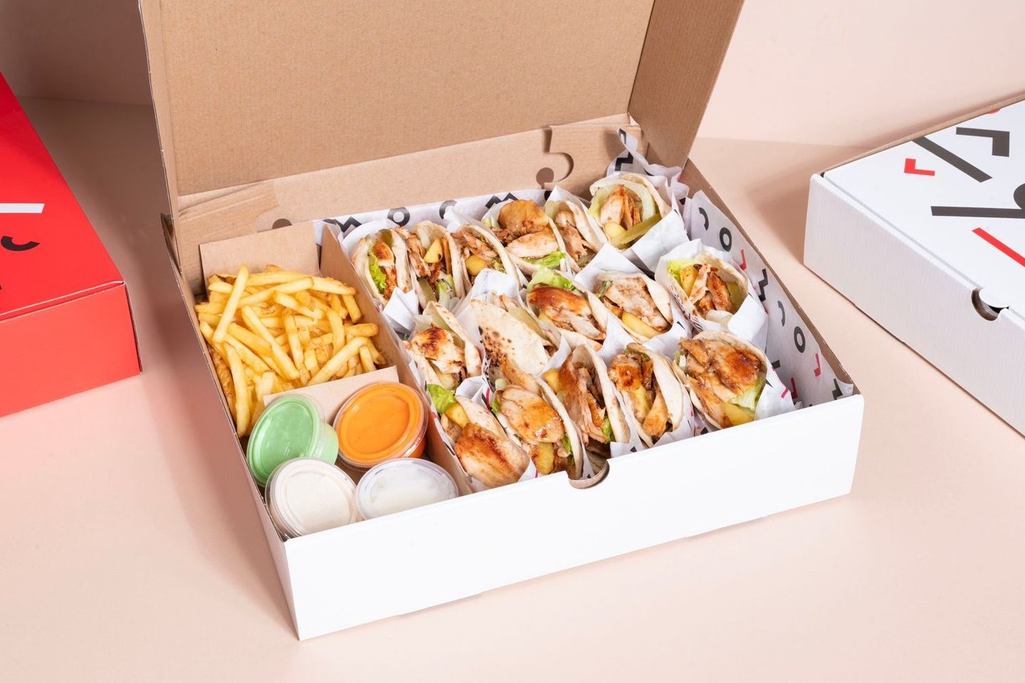 Gourmet Box Of 16 Chicken Pieces
