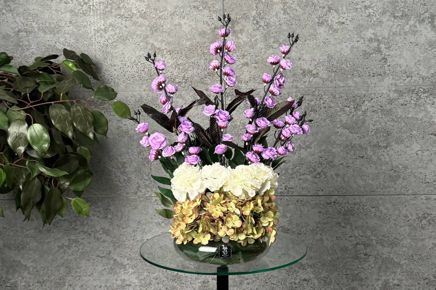 Bella Vase 2