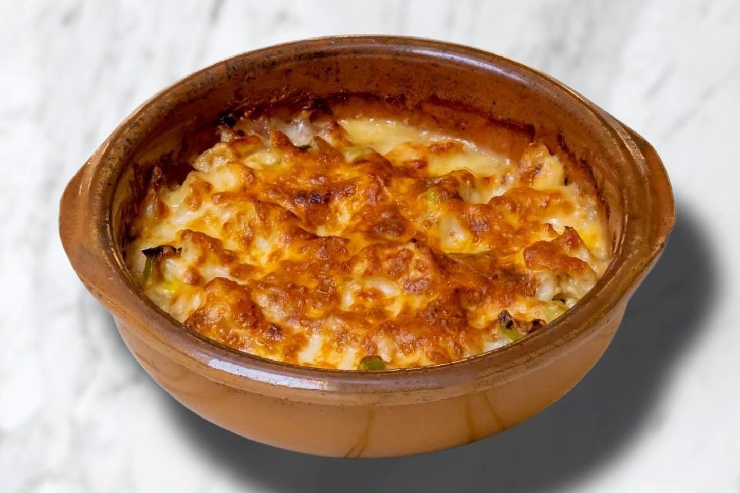 Shish Taouk With Cheese Pottery