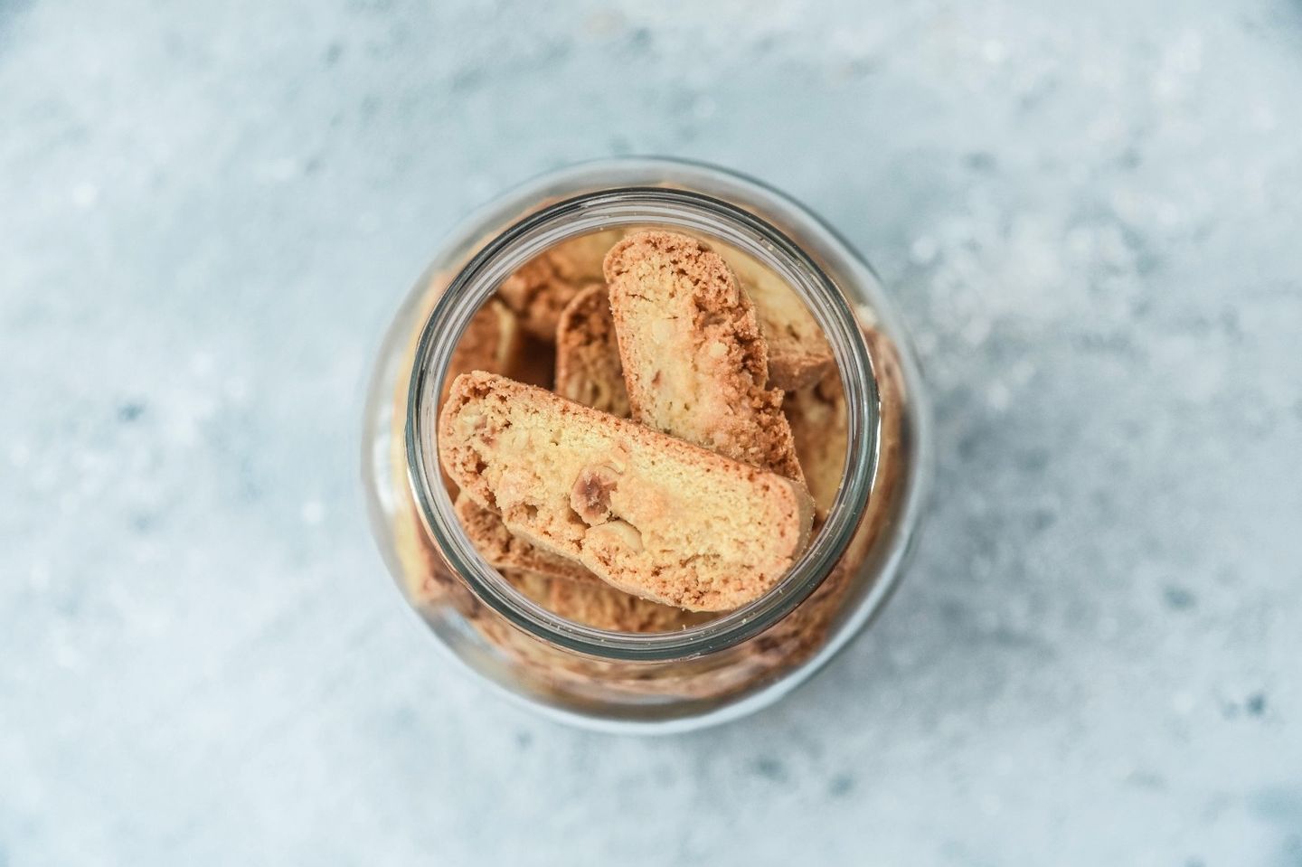 Biscuits With Walnuts
