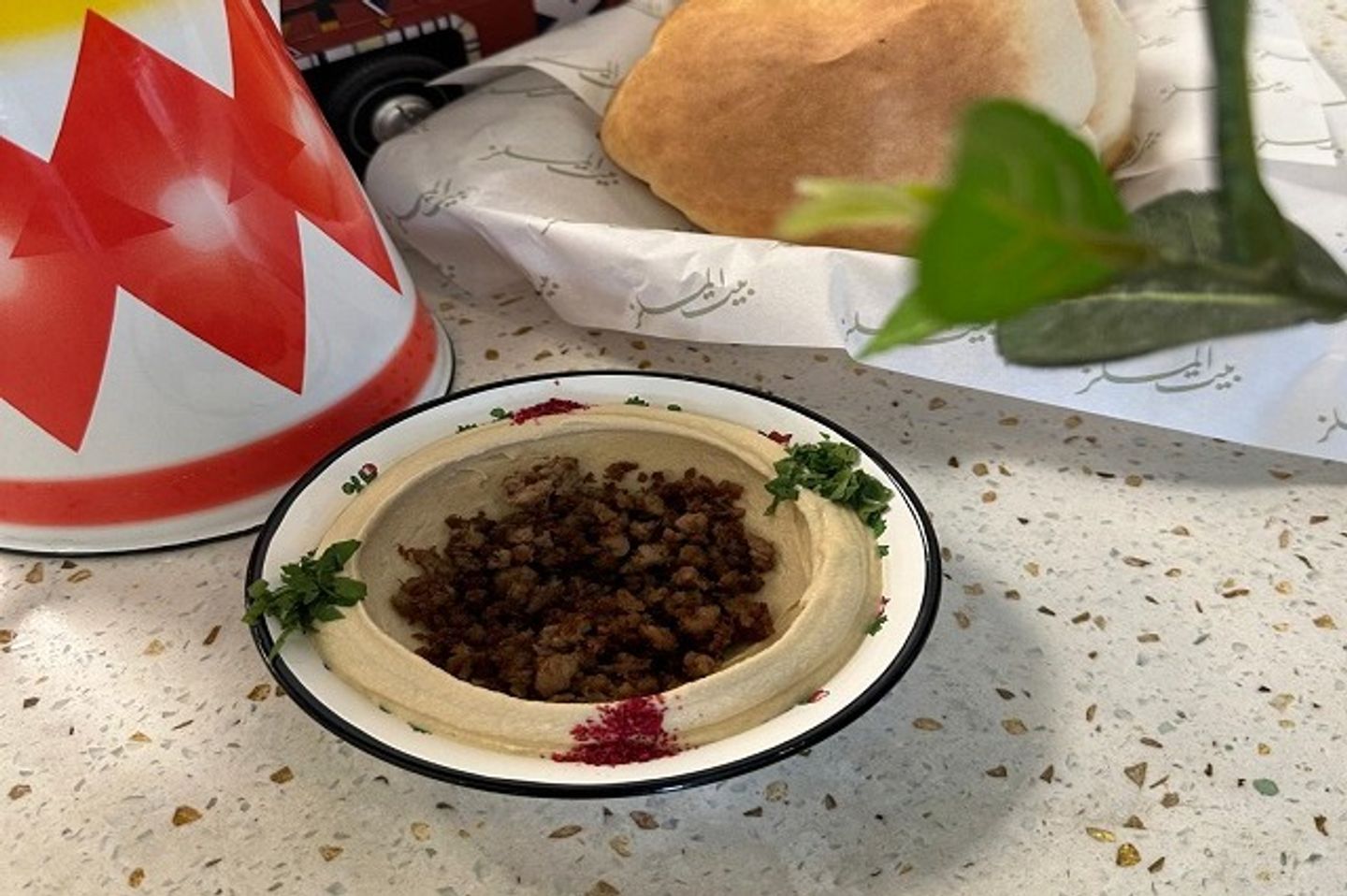حمص باللحمة