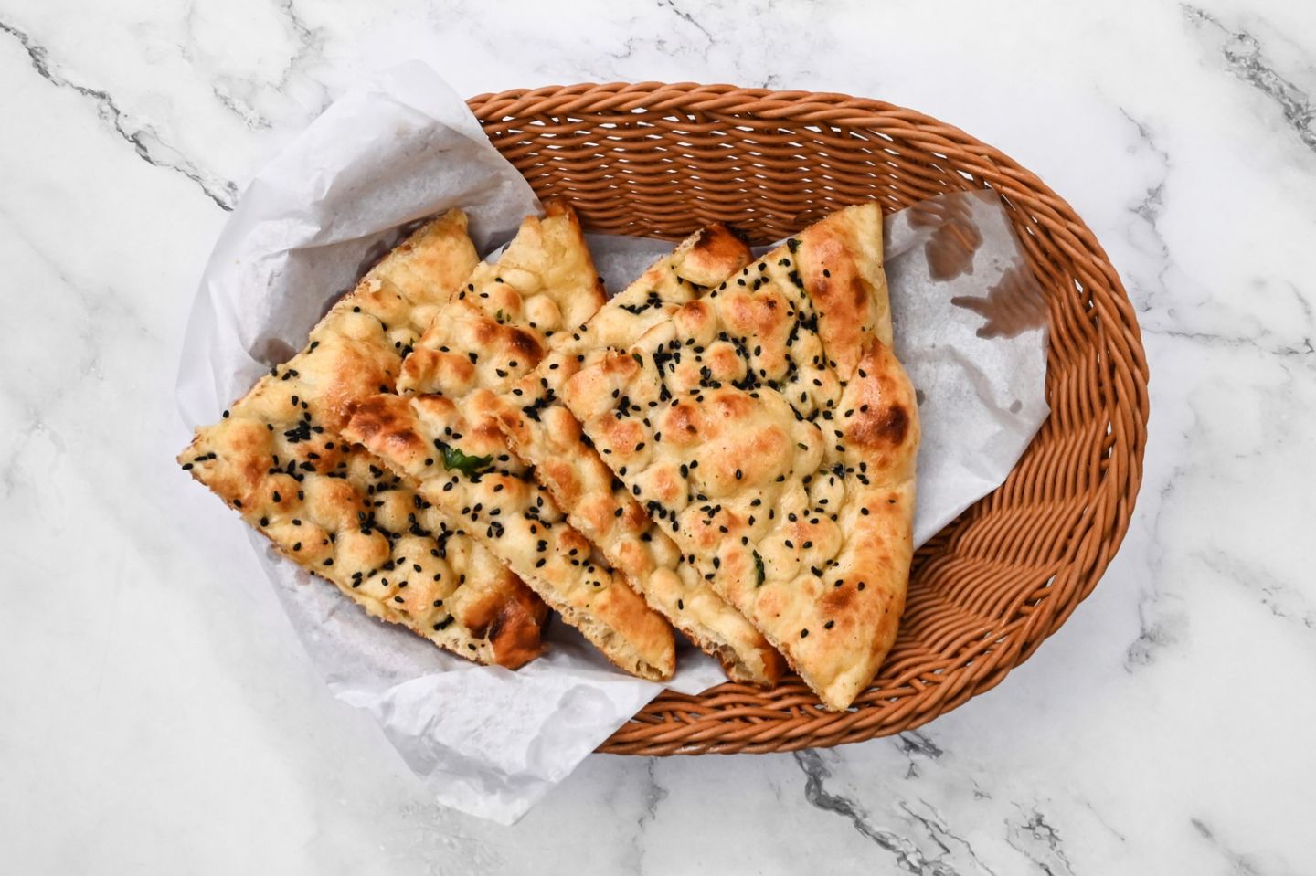 Kalongi Naan