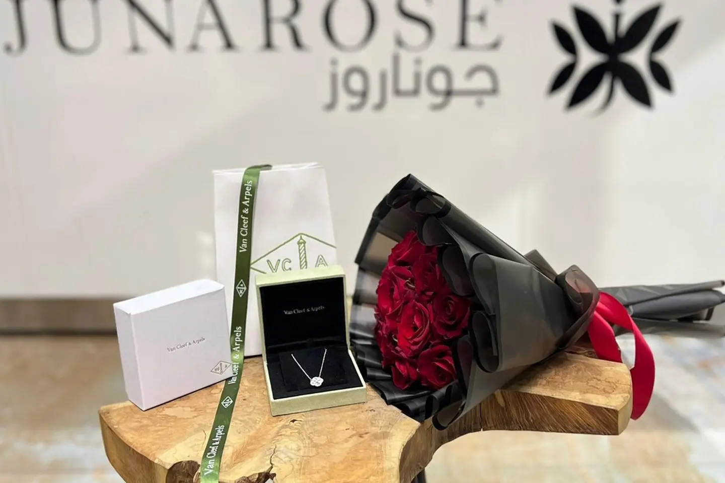 فان كليف و ورد ۲