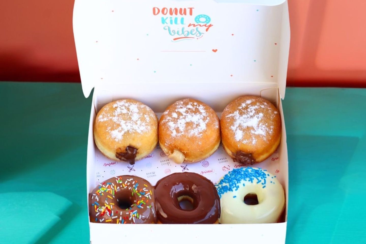 Saving Donut Box • 3 Filling And 3 Classic •