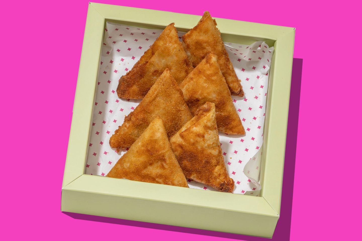 Cheesy Chicken Samosa - Mini 15 Pcs