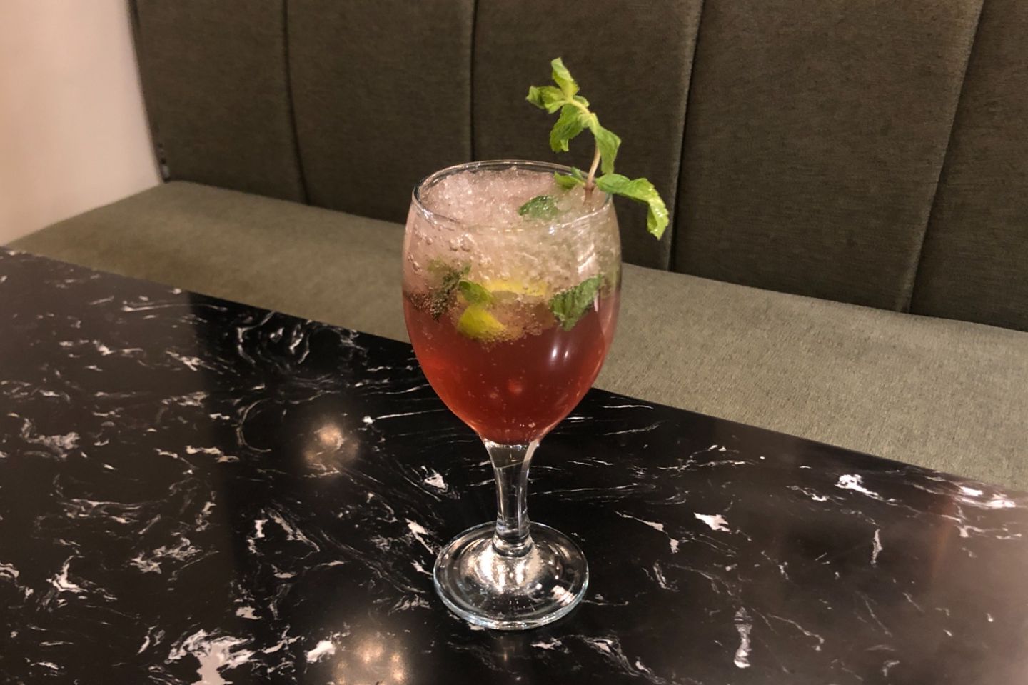 Melvana Raspberry Mojito