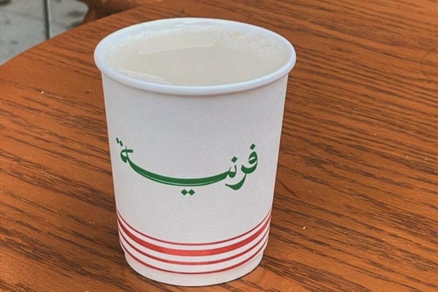 حليب لوز