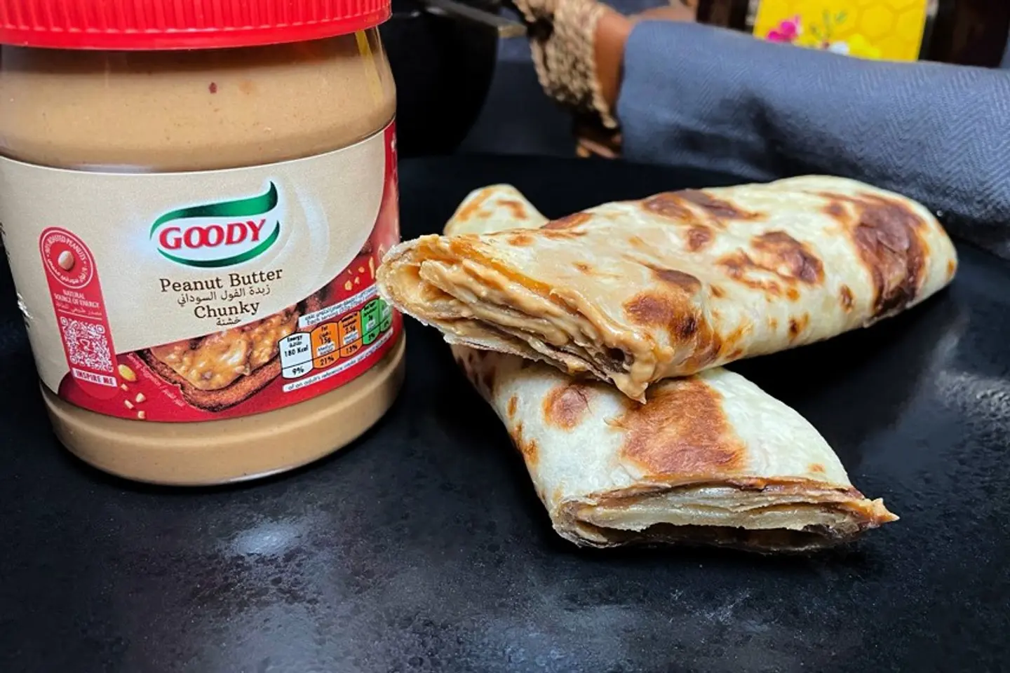 فول سوداني مع عسل طبيعي