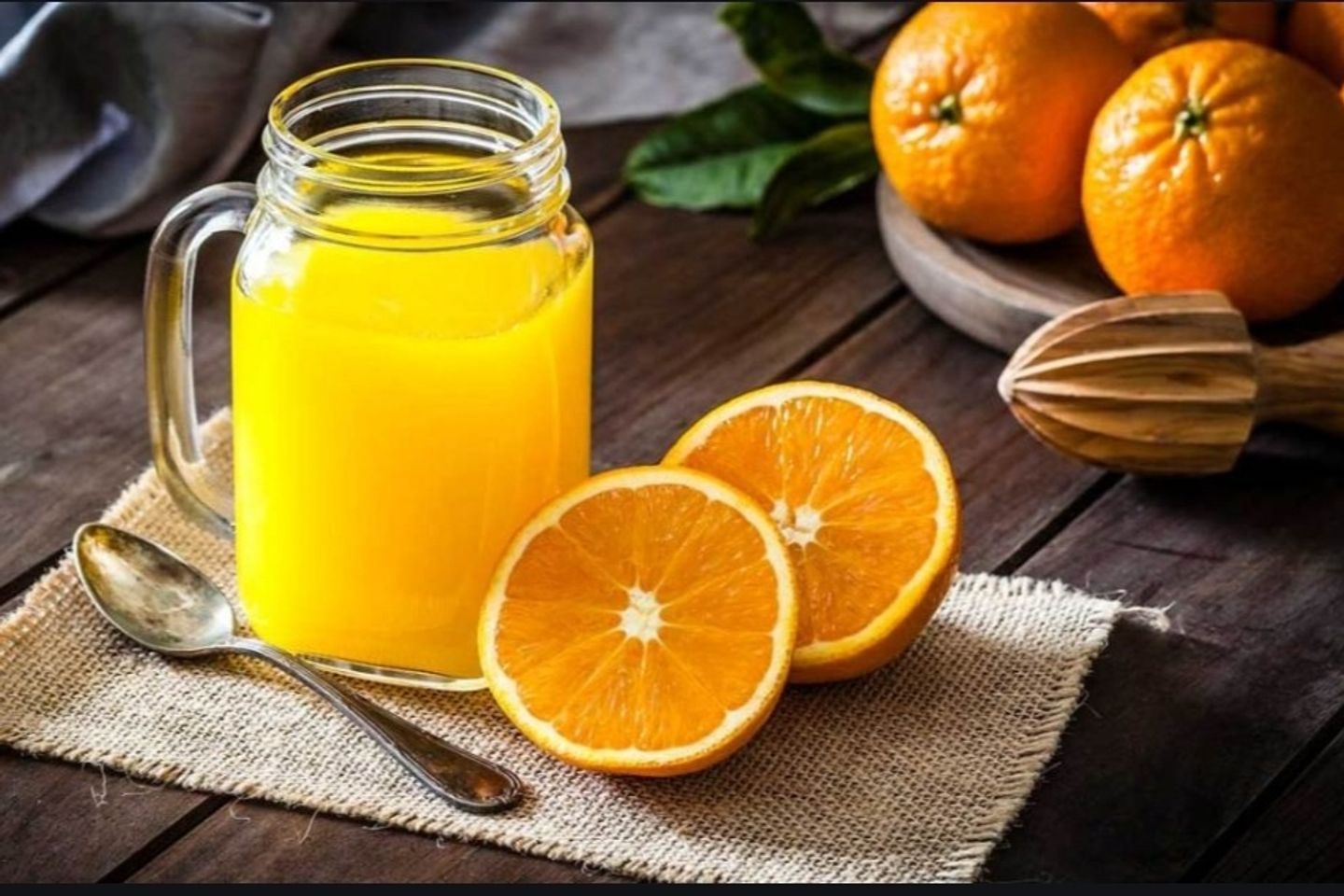 عصير برتقال طازج