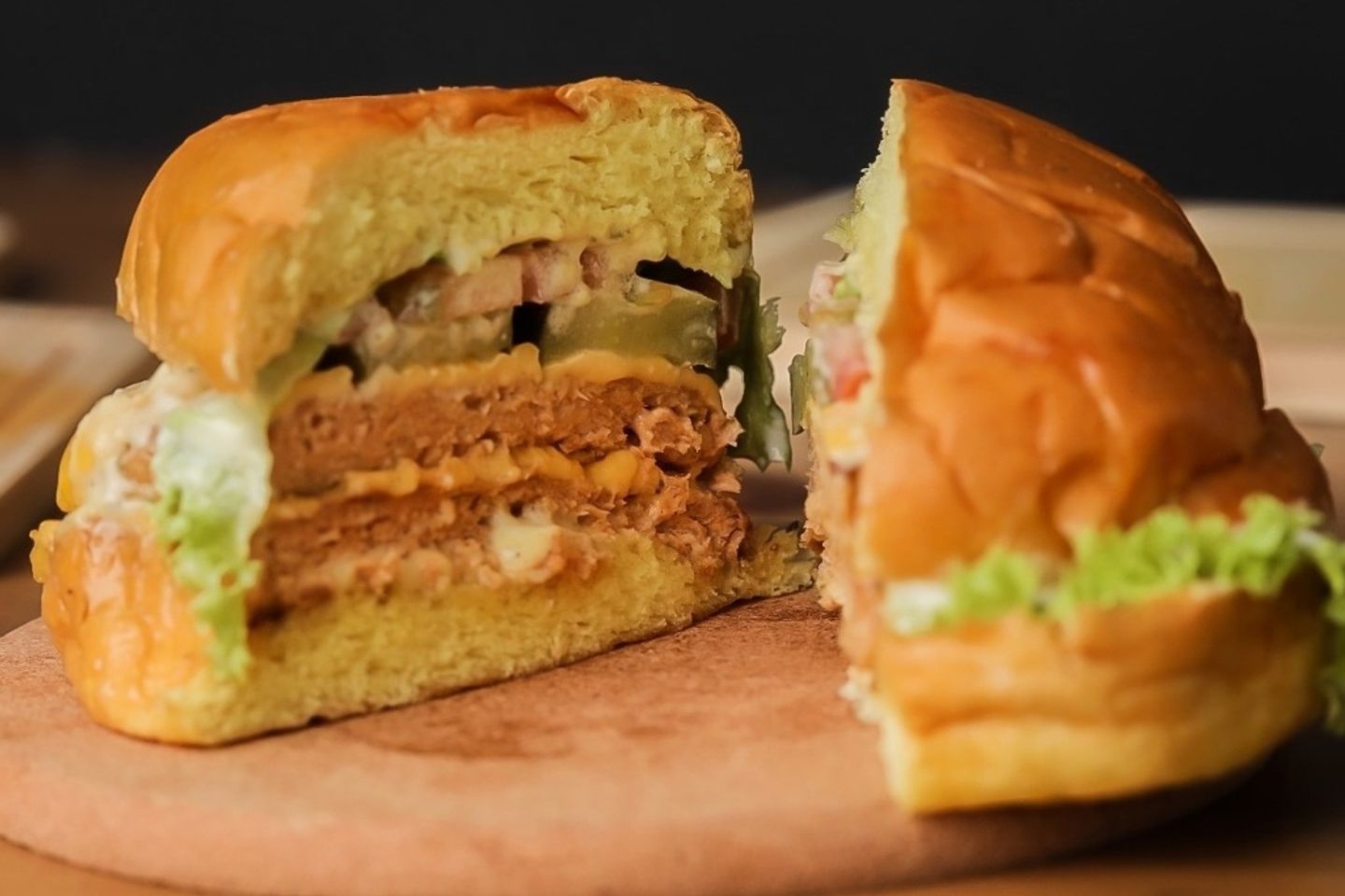 Double Classic Burger 613 Cal