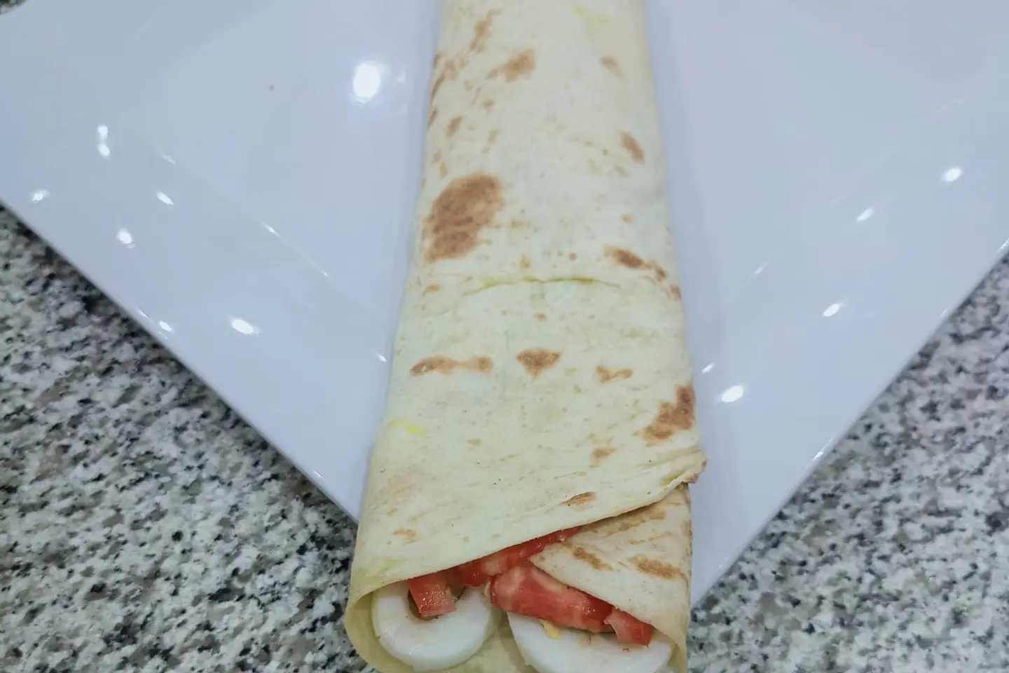 سندوتش بيض مسلوق