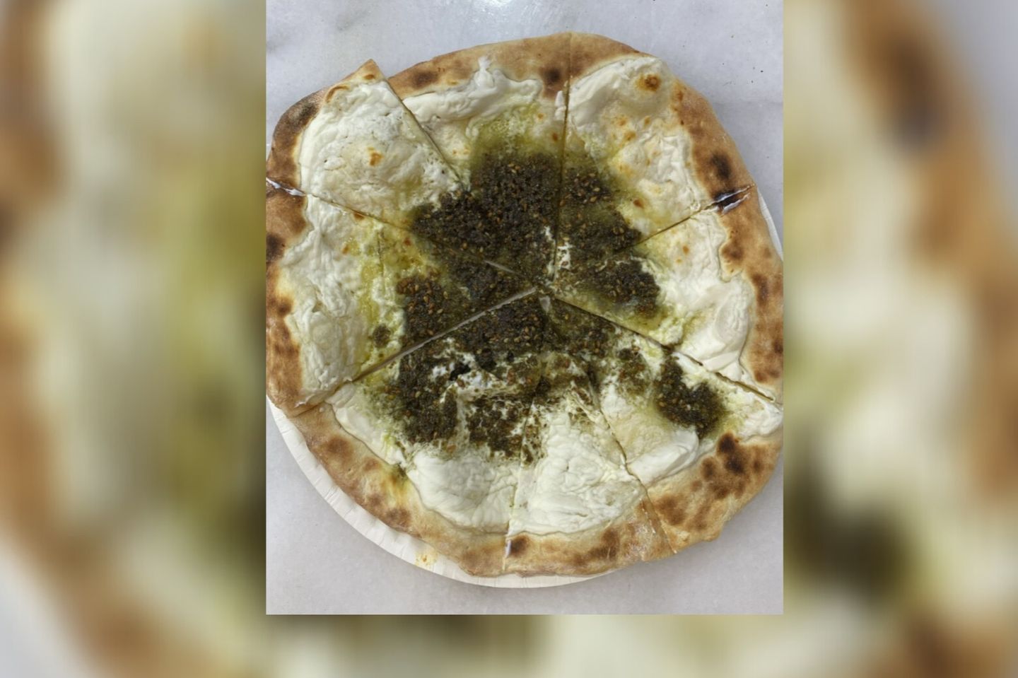 لبنة مع زعتر